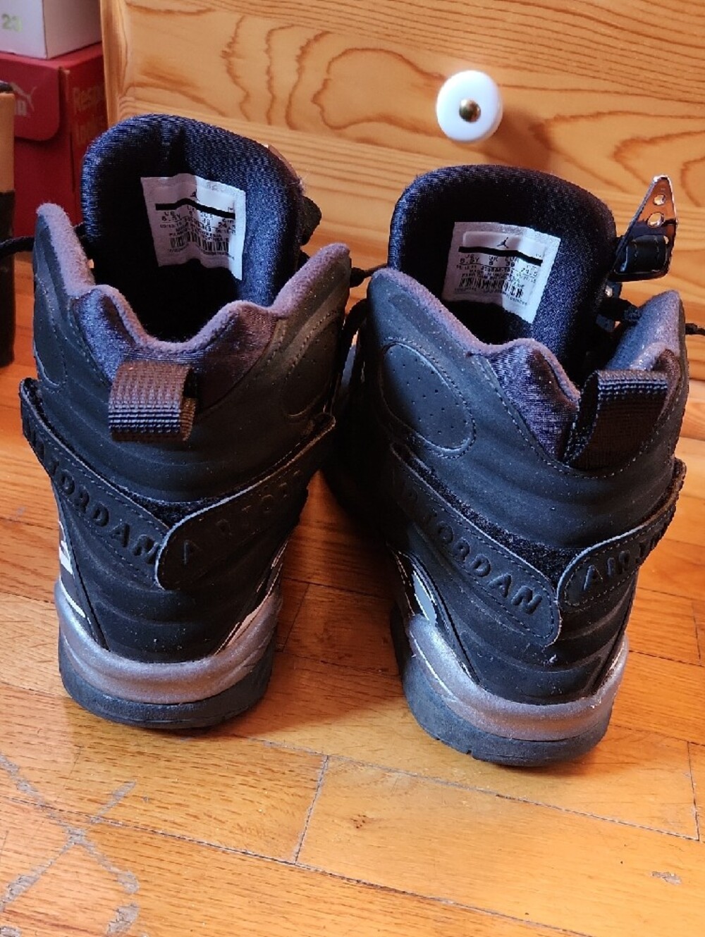 Jordan Retro 8 - Picture 3 of 9